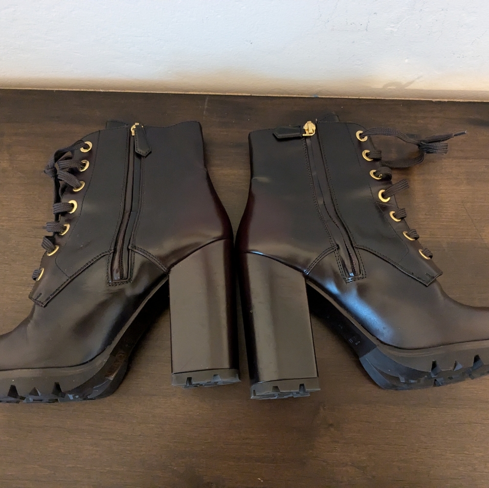 Prada - burgundy leather boots - Picture 4 of 8